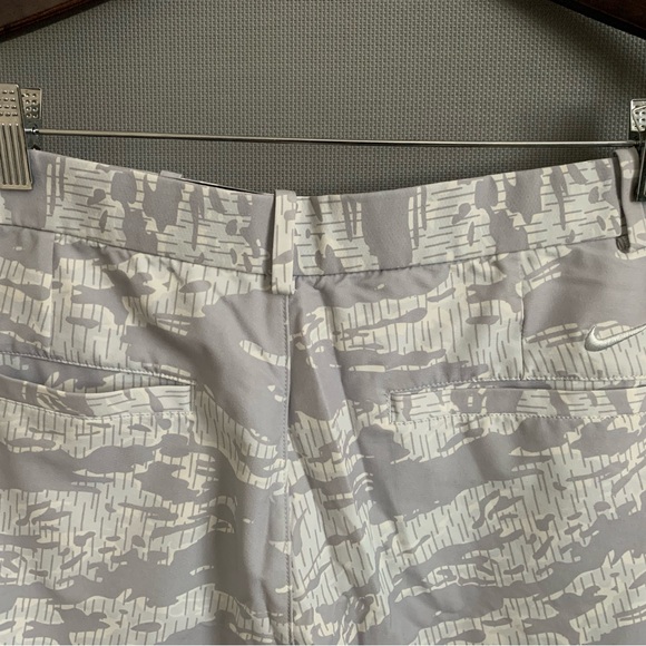 Gray and White Camouflaged Nike Golf Shorts - Picture 1 of 4